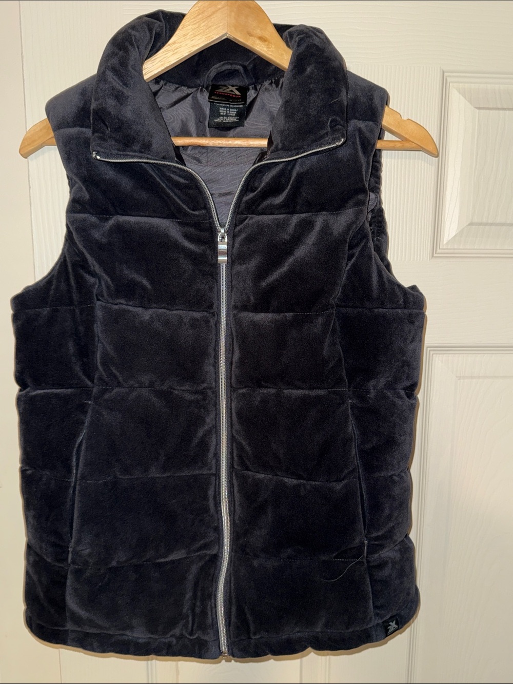 ZeroXposur Women’s Black Velvet Quilted Puffer Vest